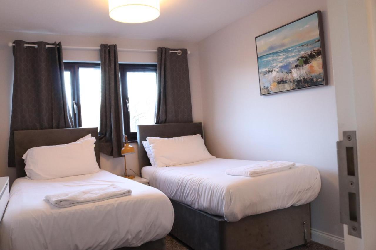 Garland Modern Apartment With Private Garden & Parking Dartford 5 ภายนอก รูปภาพ